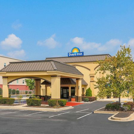 Days Inn By Wyndham Newark Wilmington Екстер'єр фото