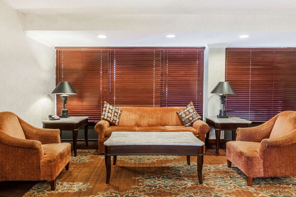Days Inn By Wyndham Newark Wilmington Інтер'єр фото